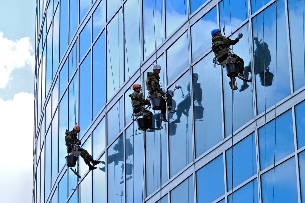 Window washing 1 scaled