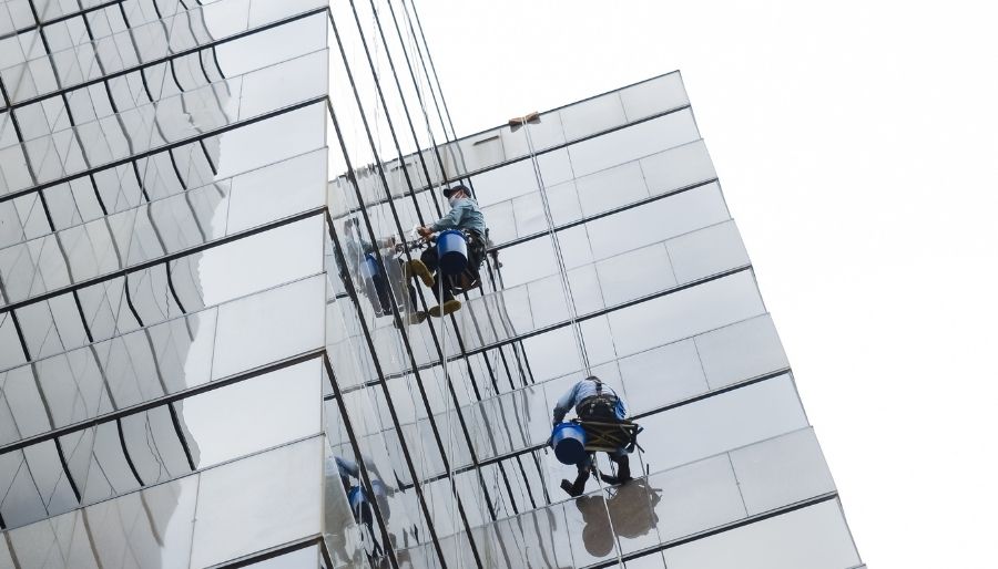 industrial rope access workers